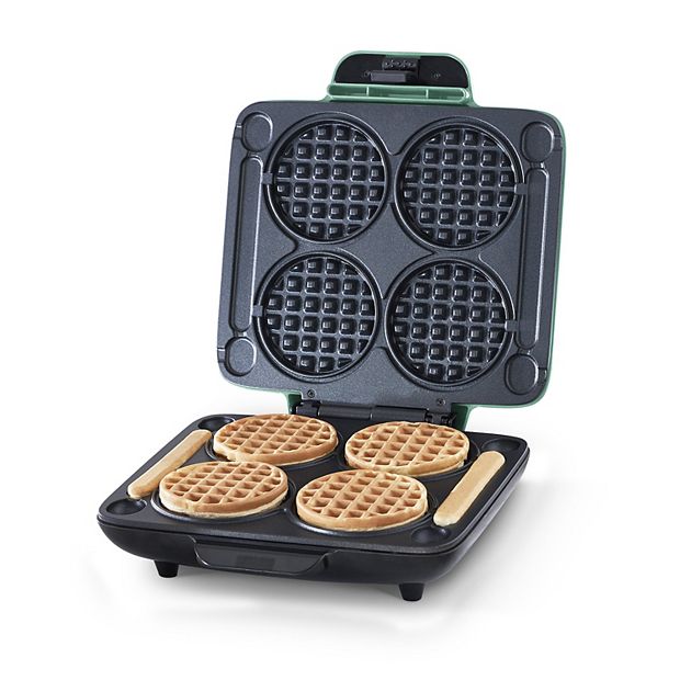 Review: The $10 Dash Mini Waffle Maker Is Actually Pretty Great