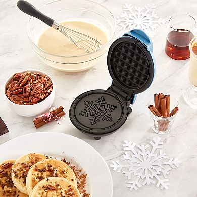 Dash Snowflake Mini Waffle Maker