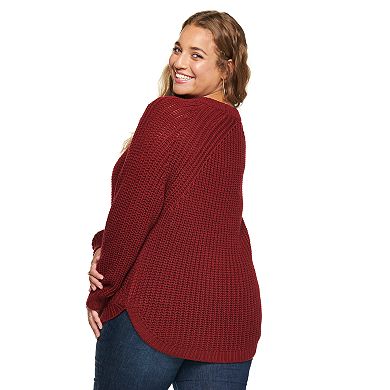 Juniors' Plus Size SO® Crew Drop Shoulder Shirttail Sweater