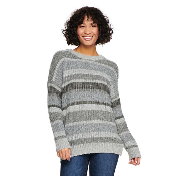 Juniors' SO® Oversized Crewneck Tunic Sweater