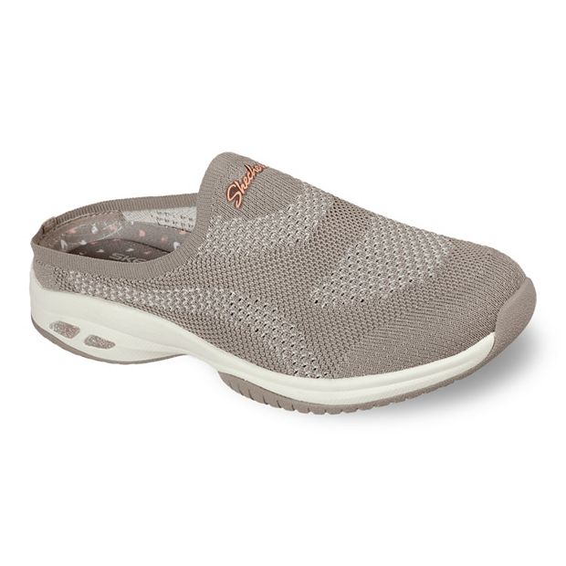 Skechers relaxed outlet fit clogs