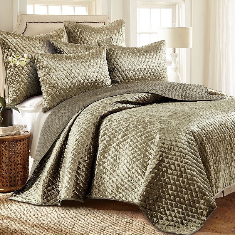 75457316 Levtex Home Birch Hill Vetriana Velvet Gold Quilt  sku 75457316