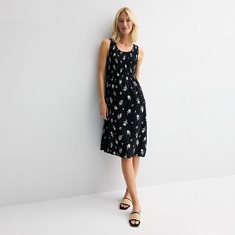 Petite Croft & Barrow® Smocked Midi Dress