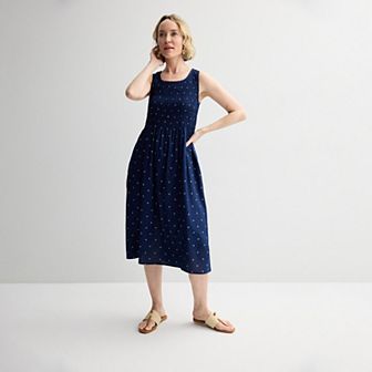 Petite Croft & Barrow® Smocked Midi Dress