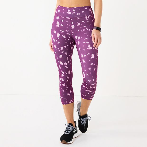 Petite Tek Gear® Core High-Waisted Capri Leggings