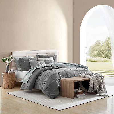 Koolaburra newest by UGG yosha comforter