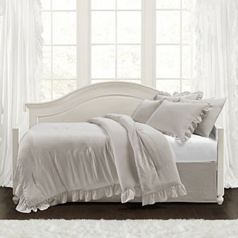 Lush Decor Reyna Daybed Comforter Set with Shams and Decorative Pillows