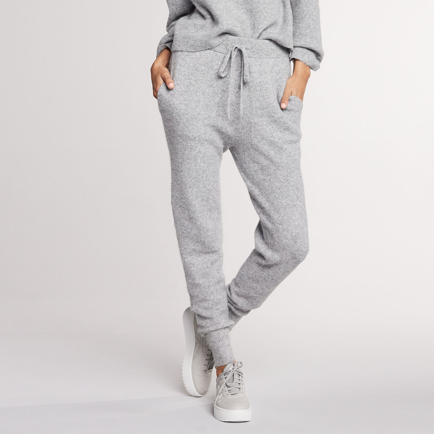 sweater jogger