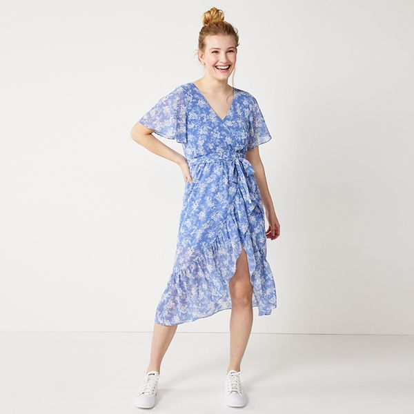 Juniors' SO Flutter Sleeve Wrap Dress