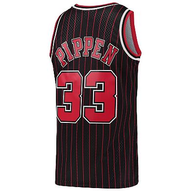 Men's Mitchell & Ness Scottie Pippen Black Chicago Bulls Hardwood Classics Swingman Jersey