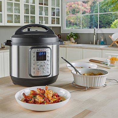 Instant Pot Duo Plus 3-qt. 9-in-1 Multi-Use Pressure Cooker