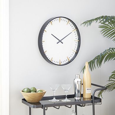 CosmoLiving by Cosmopolitan Modern Wall Clock