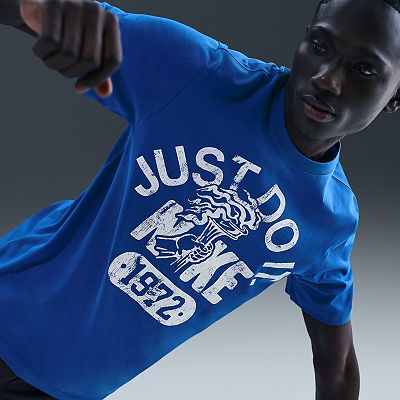 Men's Nike Graphic Tee
