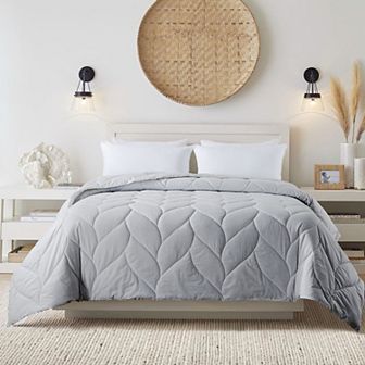 Waverly Down-Alternative Comforter