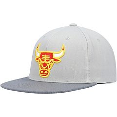 Men's Mitchell & Ness Red Chicago Bulls Retro Bolt Deadstock