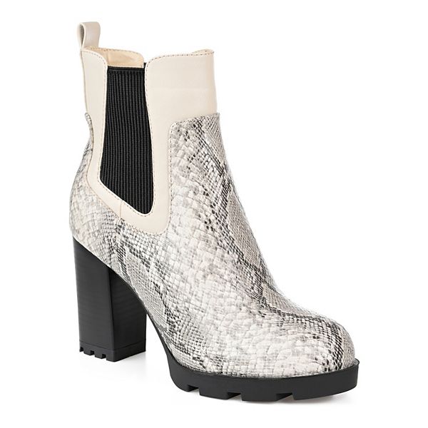 Journee Collection Islana Tru Comfort Foam&trade; Women's Ankle Boots - Snake (8)