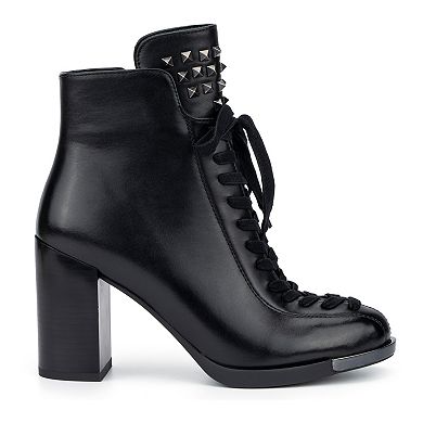 Torgeis Nubis Women's Studded Ankle Boots