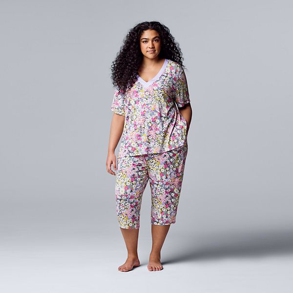Plus Size Simply Vera Vera Wang Satin-Trim Short Sleeve Pajama Top and  Capri Pajama Pants Sleep Set