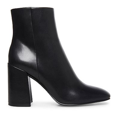 madden girl While Women's Block Heel Ankle Boots