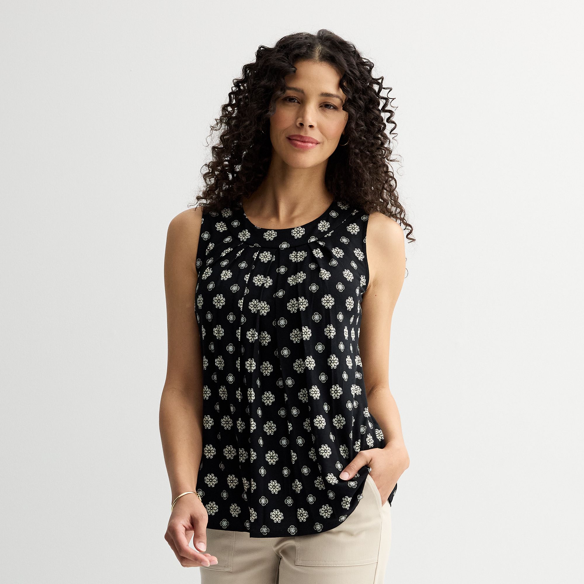 Petite Croft & Barrow® Pleated Tank Top, Womens, Size: XS Petite, Black M