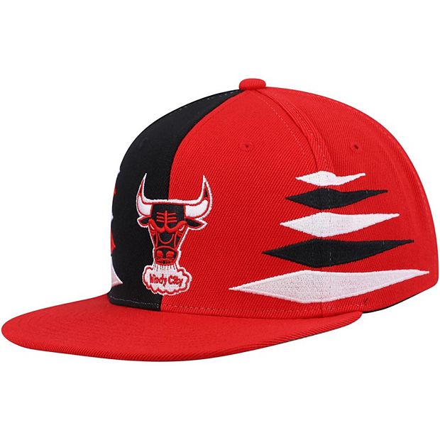 Mitchell & Ness Bulls Black & Red Snapback Hat