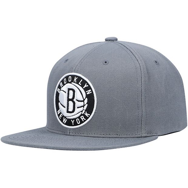 Mens Brooklyn Nets Mitchell and Ness Snapback Hat Gray on Black