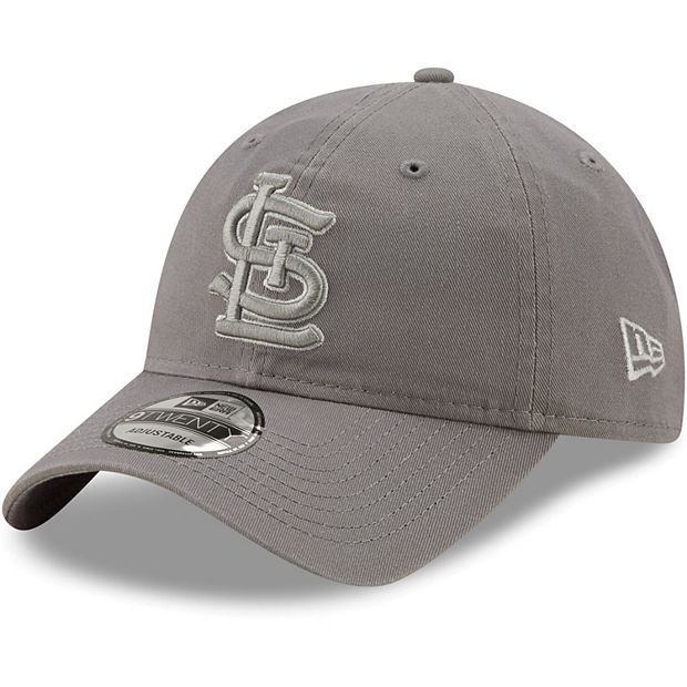 New Era Men's St. Louis Cardinals Clubhouse Gray 39Thirty Stretch Fit Hat