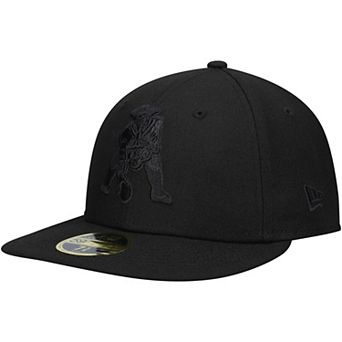 Men's New Era Black New England Patriots Historic Logo Black on Black Low Profile 59FIFTY II Fitted Hat