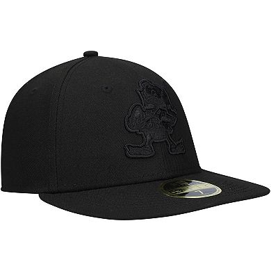 Men's New Era Black Cleveland Browns Historic Logo Black on Black Low Profile 59FIFTY II Fitted Hat