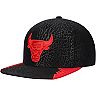 Men's Mitchell & Ness Black/Red Chicago Bulls Day 5 Snapback Hat
