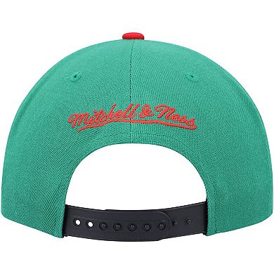 Men's Mitchell & Ness Black/Green Chicago Bulls Day One Snapback Hat