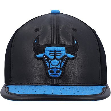 Men's Mitchell & Ness Black/Royal Chicago Bulls Day One Snapback Hat
