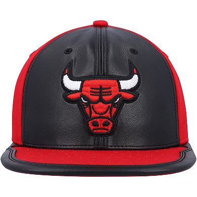 Men's Mitchell & Ness Black/Red Chicago Bulls Day One Snapback Hat
