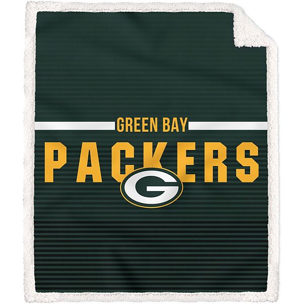 Green Bay Packers 60'' x 70'' Snowman Sherpa Holiday Throw Blanket