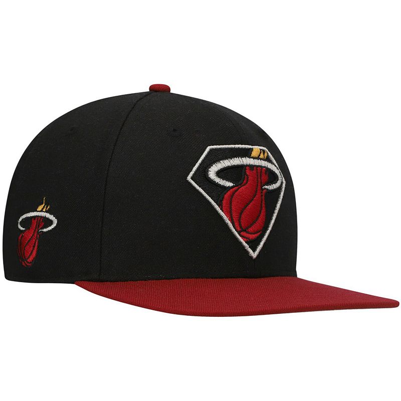 Mens 47 Black/Red Miami Heat 75th Anniversary Carat Captain Snapback Hat,