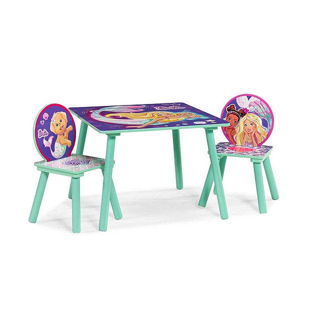 Barbie table store and chair set