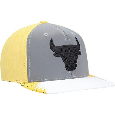 Men's Mitchell & Ness Gray/Yellow Chicago Bulls Day 5 Snapback Hat