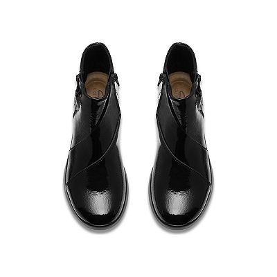 Clarks® Ellowyn Deva Women's Block Heel Zip Closure Ankle Boots