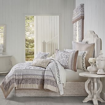 Royal Court Chelsea Comforter Set