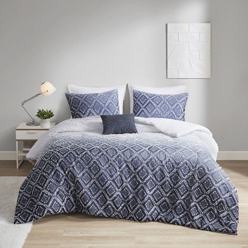 Intelligent Design Evelyn Ombre Printed Clipped Jacquard Duvet Cover Set wi