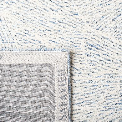 Safavieh Metro Rebecca Area Rug