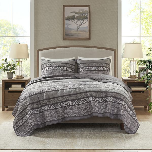 Madison Park Kenneth 3-piece Jacquard Reversible Quilt Set with Shams