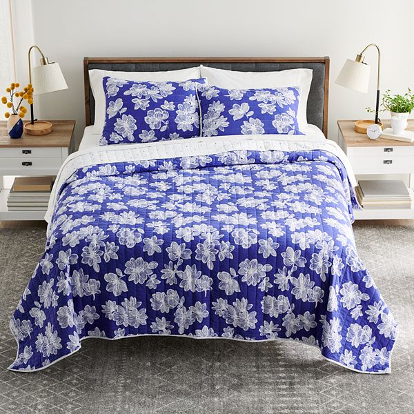 Sonoma Goods For Life® Reversible Printed Quilt Set with Shams