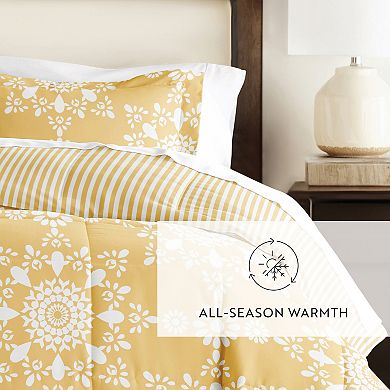 Home Collection Premium Ultra Soft Daisy Medallion Reversible Down-Alternative Comforter