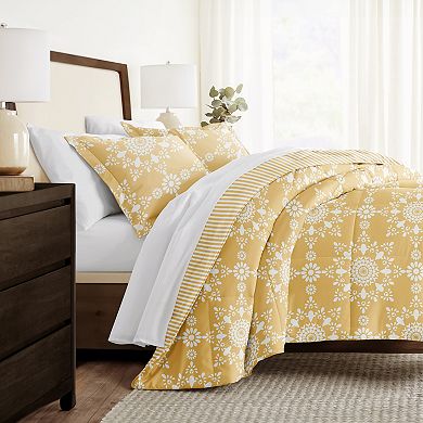 Home Collection Premium Ultra Soft Daisy Medallion Reversible Down-Alternative Comforter