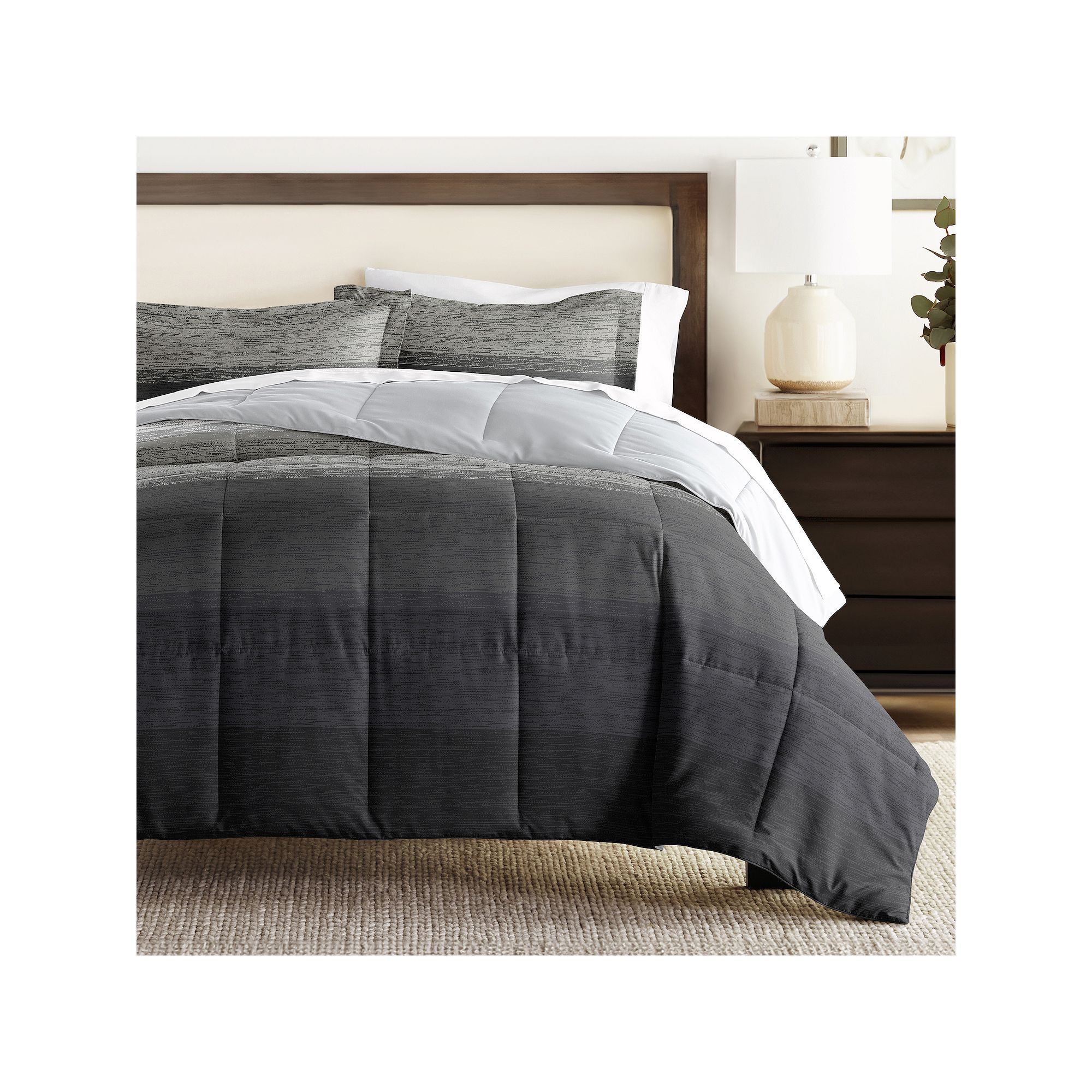 Home Collection Premium Ultra Soft Gray Ombre Down-Alternative Comforter