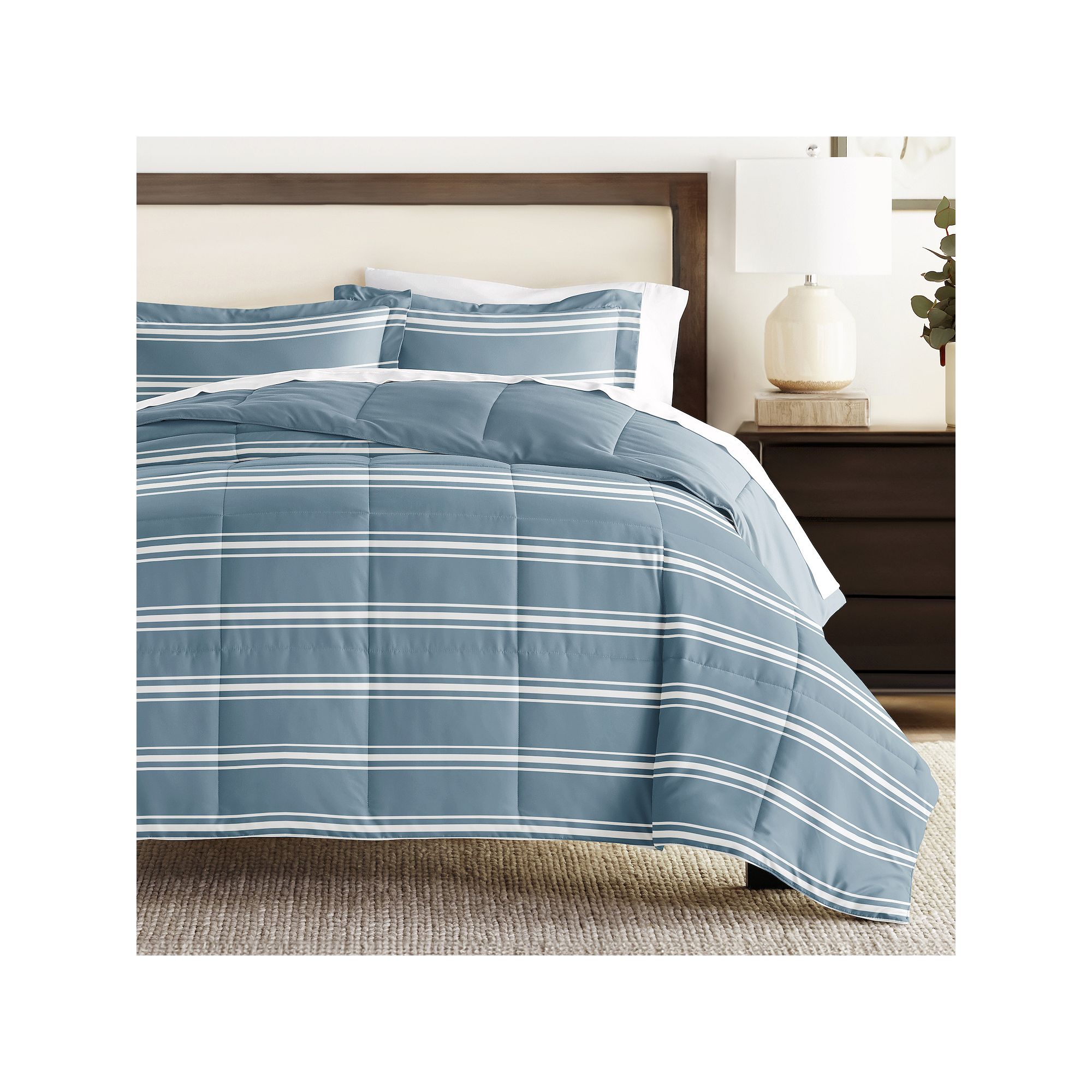Home Collection Premium Ultra Soft Soft Stripe Reversible Down-Alternative 