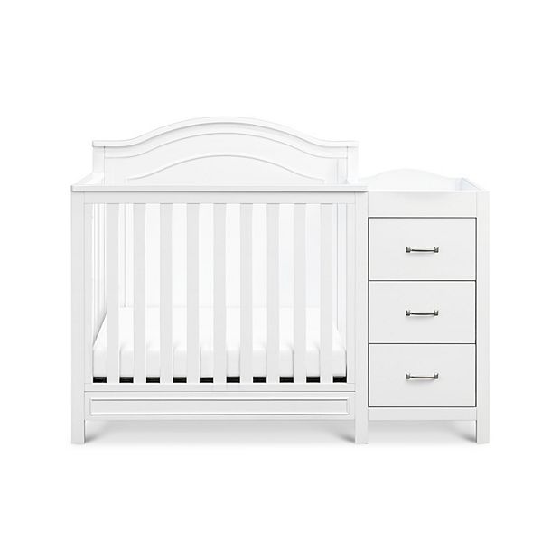 Kohls mini outlet crib