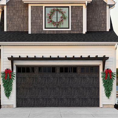 Northlight 60" Green Pine Unlit Artificial Christmas Teardrop Swag Wall Decor