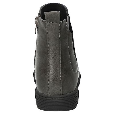 Easy Street Wyatt Women's Comfort Chelsea Boots